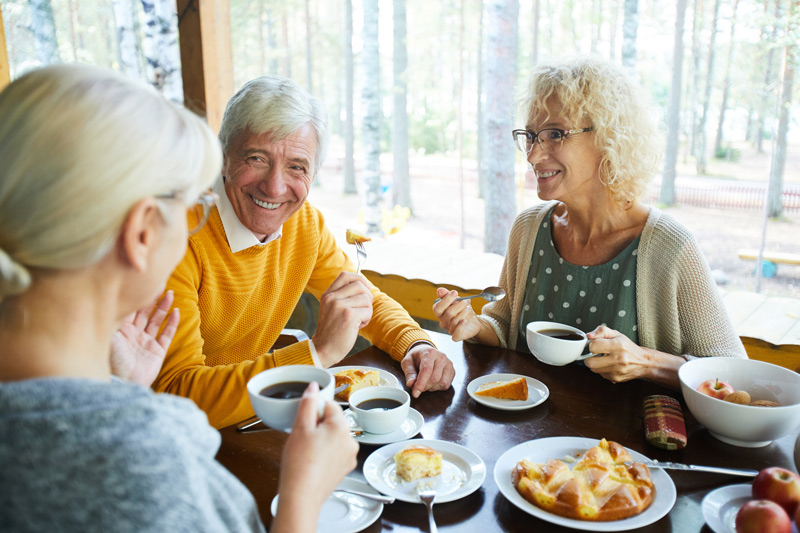 Seniors Eating at an Independent or Assisted Living Community in Nanaimo